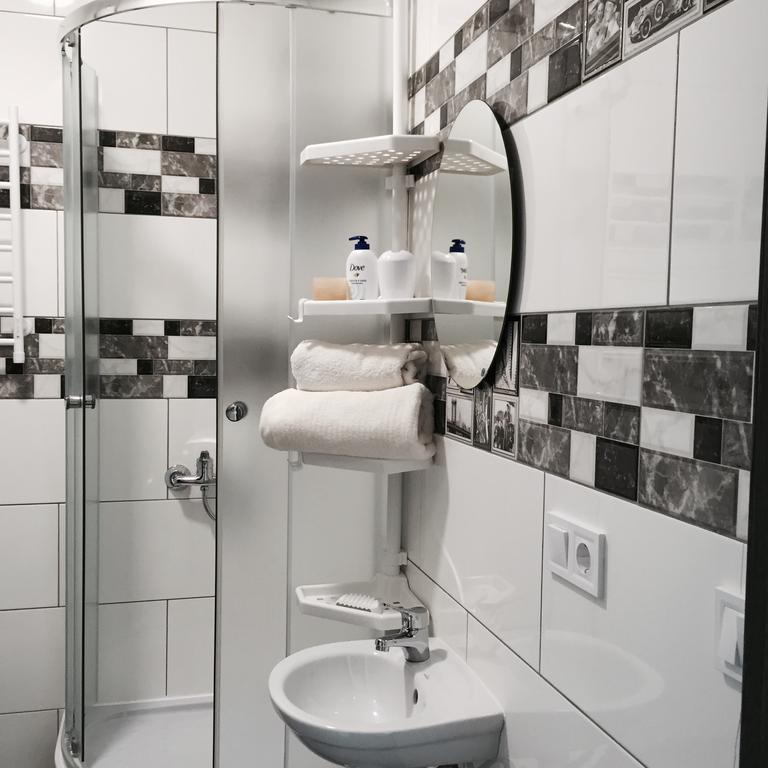 Skyhome Mini-Hotel Kiev Ruang foto