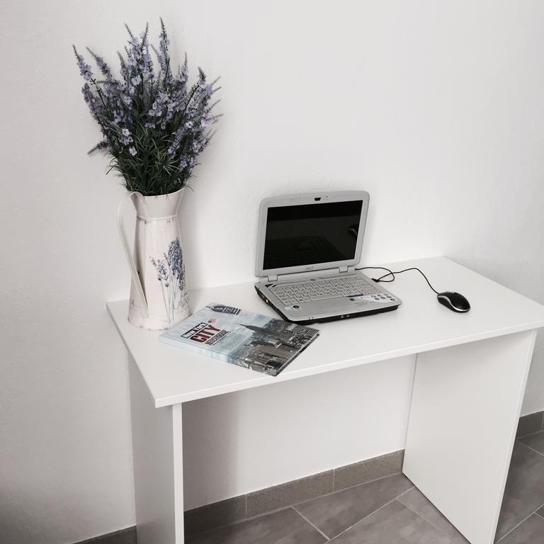Skyhome Mini-Hotel Kiev Ruang foto
